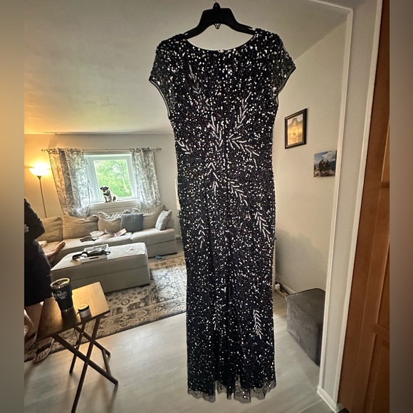 Mother of the bride/evening dress - Picture 2 of 4